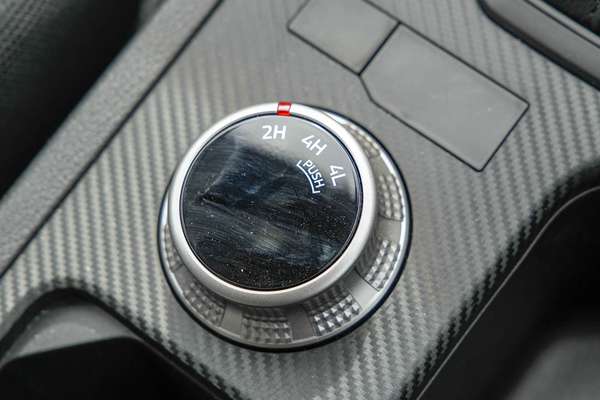 2025 Mitsubishi Triton GLX MV 4X4 thumb-11