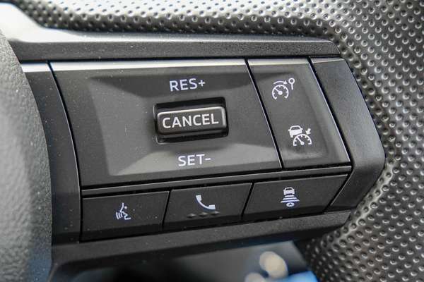 2025 Mitsubishi Triton GLX MV 4X4 thumb-12