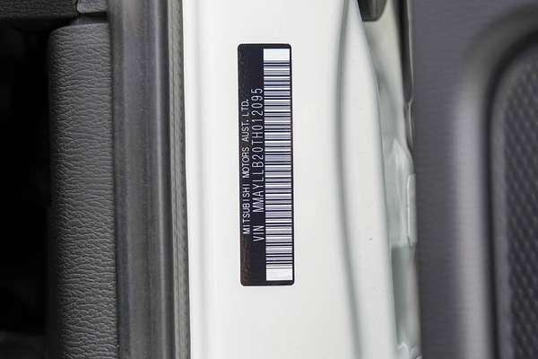 2026 Mitsubishi Triton GLX MV Rear Wheel Drive thumb-16