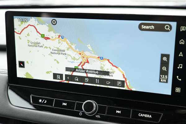 2026 Mitsubishi Outlander ES ZM thumb-10