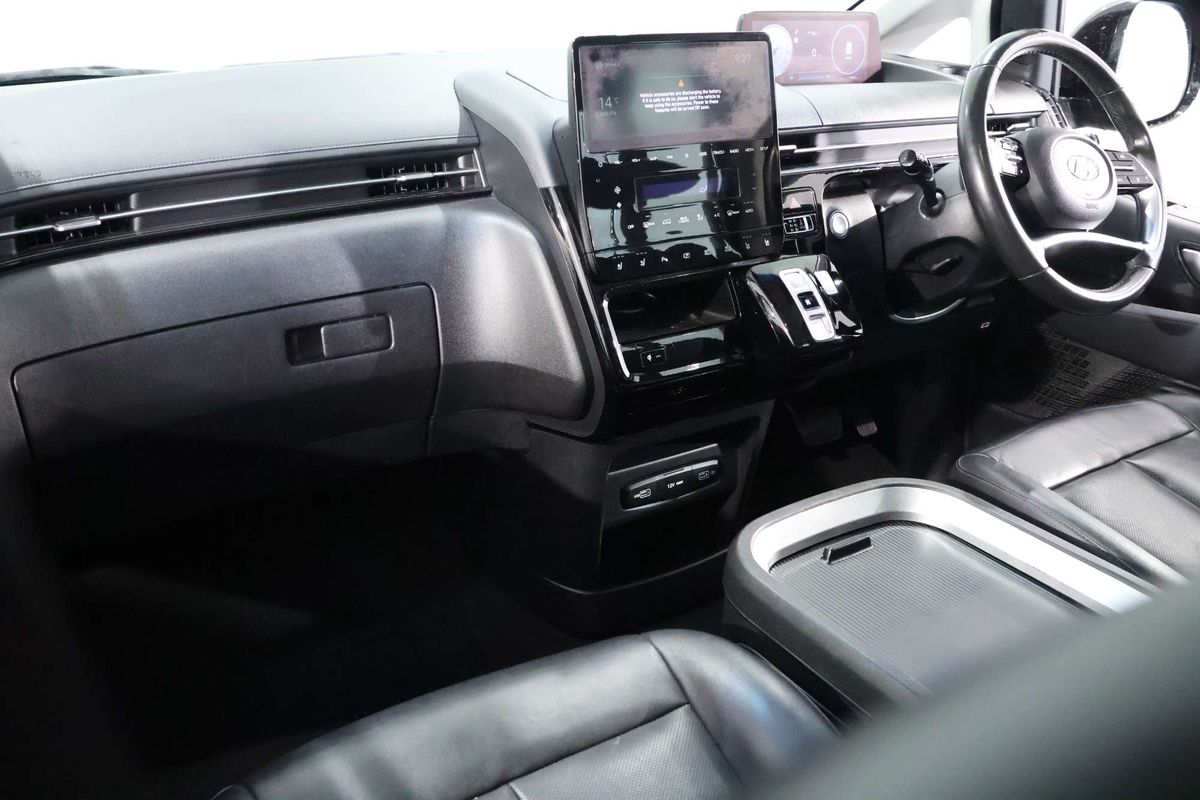 2021 Hyundai STARIA Highlander US4.V1