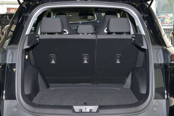 2026 Chery Tiggo 4 Urban thumb-17