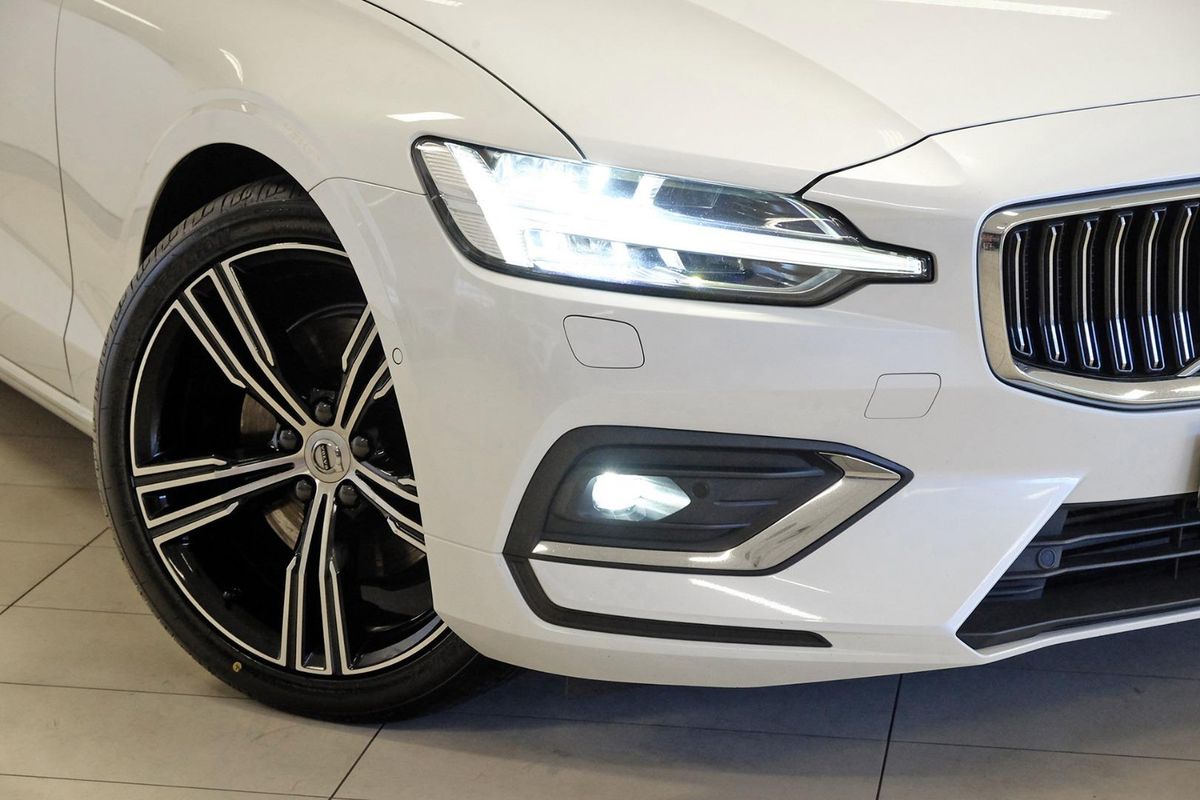 2021 Volvo V60 T5 Inscription image 6