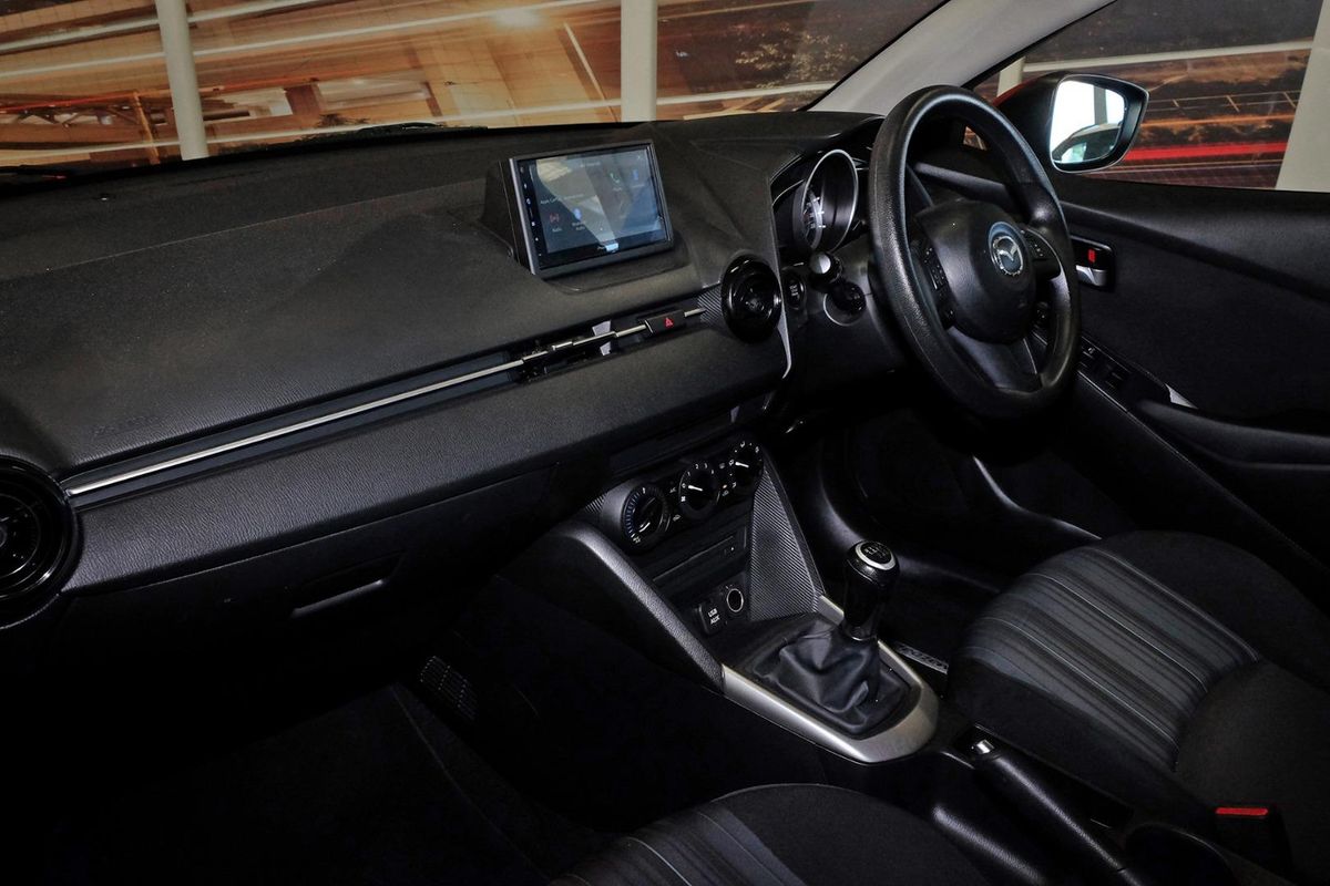 2016 Mazda 2 Neo DJ Series image 9