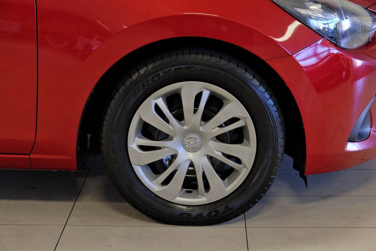 2016 Mazda 2 Neo DJ Series image 18