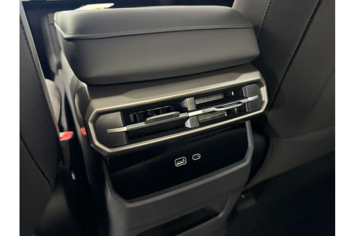 2026 LDV Terron 9 Origin EKK1C 4X4 image 13