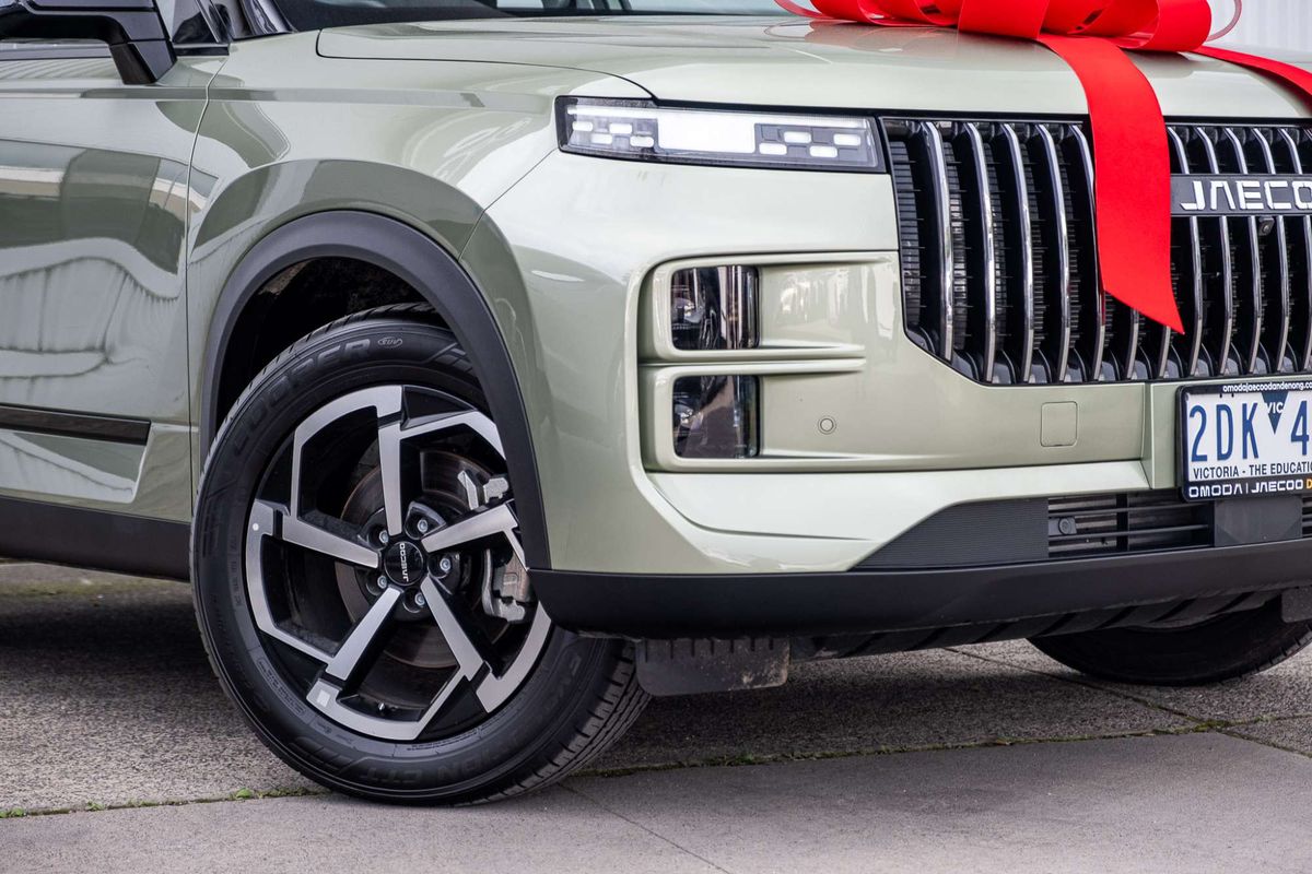 2025 OMODA JAECOO J7 Track