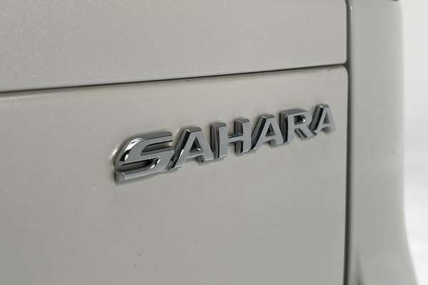 2024 Toyota Landcruiser Sahara FJA300R thumb-21