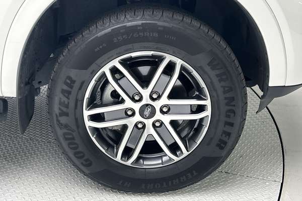 2025 Ford Everest Trend 2.0L thumb-9