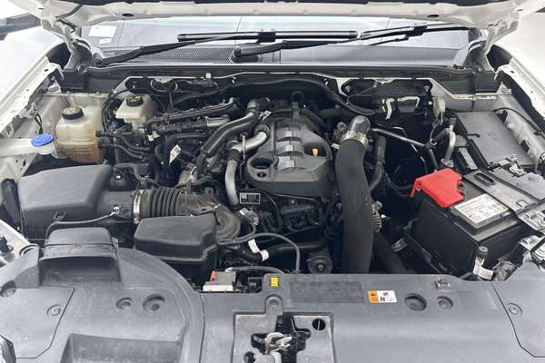 2025 Ford Everest Trend 2.0L thumb-10