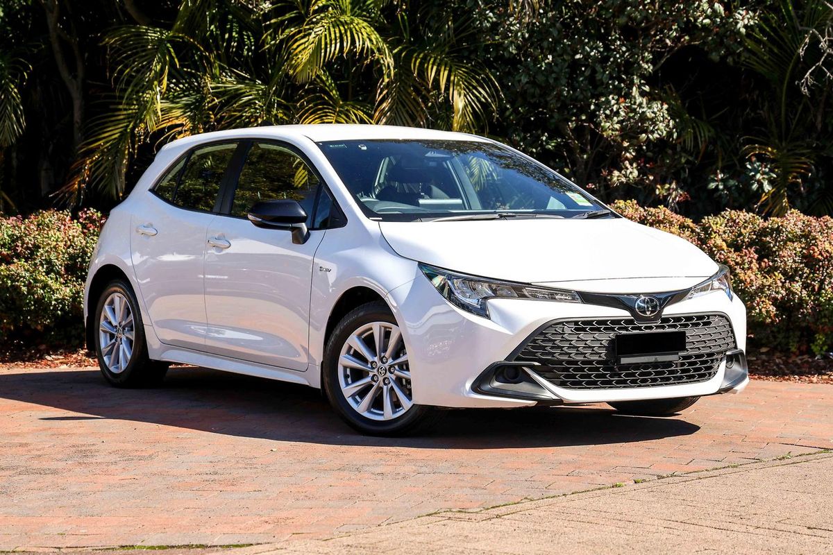 2026 Toyota Corolla Ascent Sport Hybrid ZWE219R