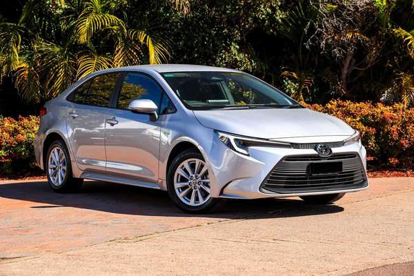 2026 Toyota Corolla SX Hybrid ZWE219R