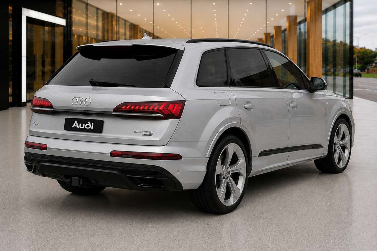2022 Audi Q7 55 TFSI S line 4M