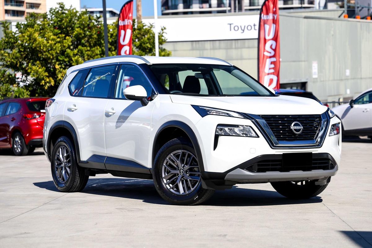 2024 Nissan X-TRAIL ST T33