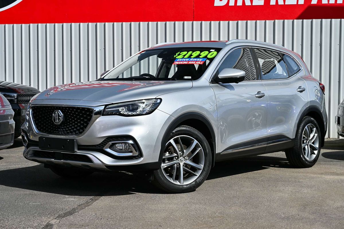 2023 MG HS Essence SAS23