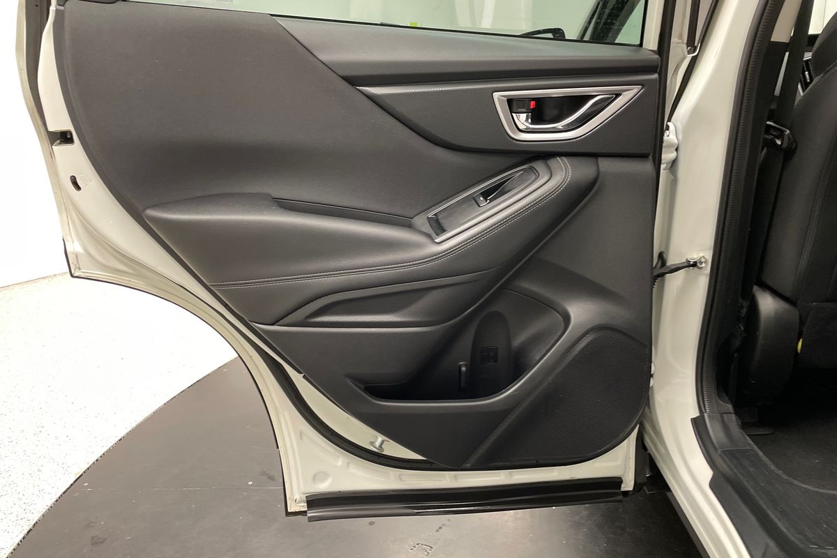 2021 Subaru Forester 2.5i S5