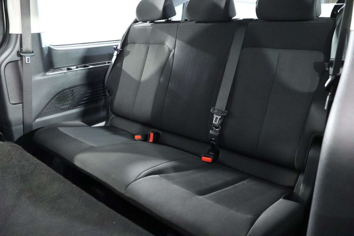 2023 Hyundai STARIA US4.V2