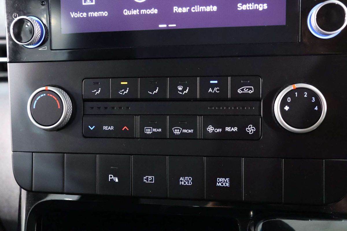 2023 Hyundai STARIA US4.V2