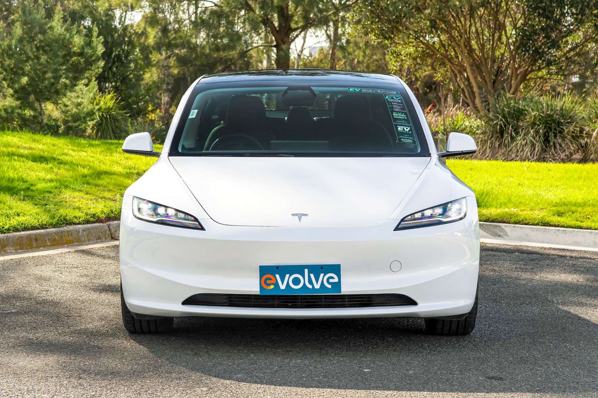 2024 Tesla Model 3 Rear-Wheel Drive