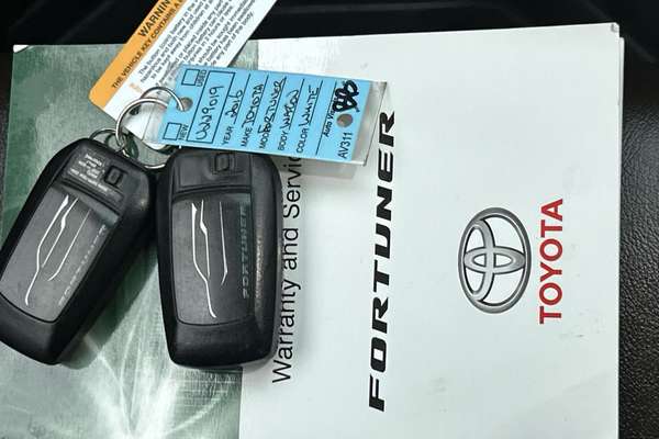 2016 Toyota Fortuner Crusade GUN156R thumb-22