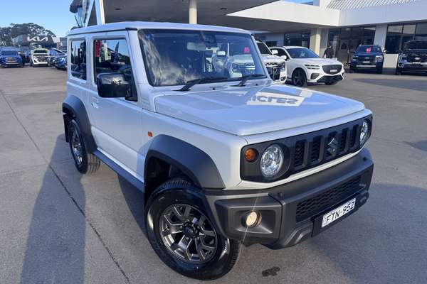 2022 Suzuki Jimny GLX GJ