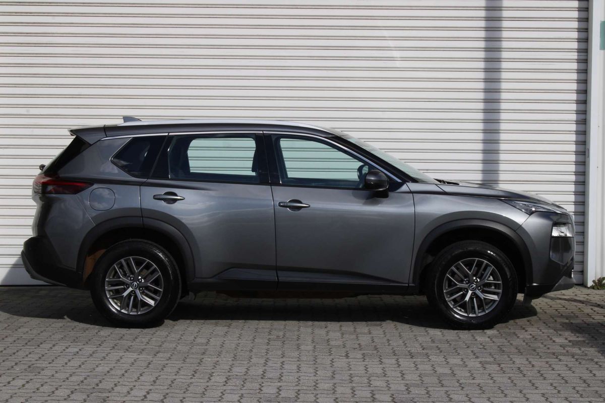 2024 Nissan X-TRAIL ST T33