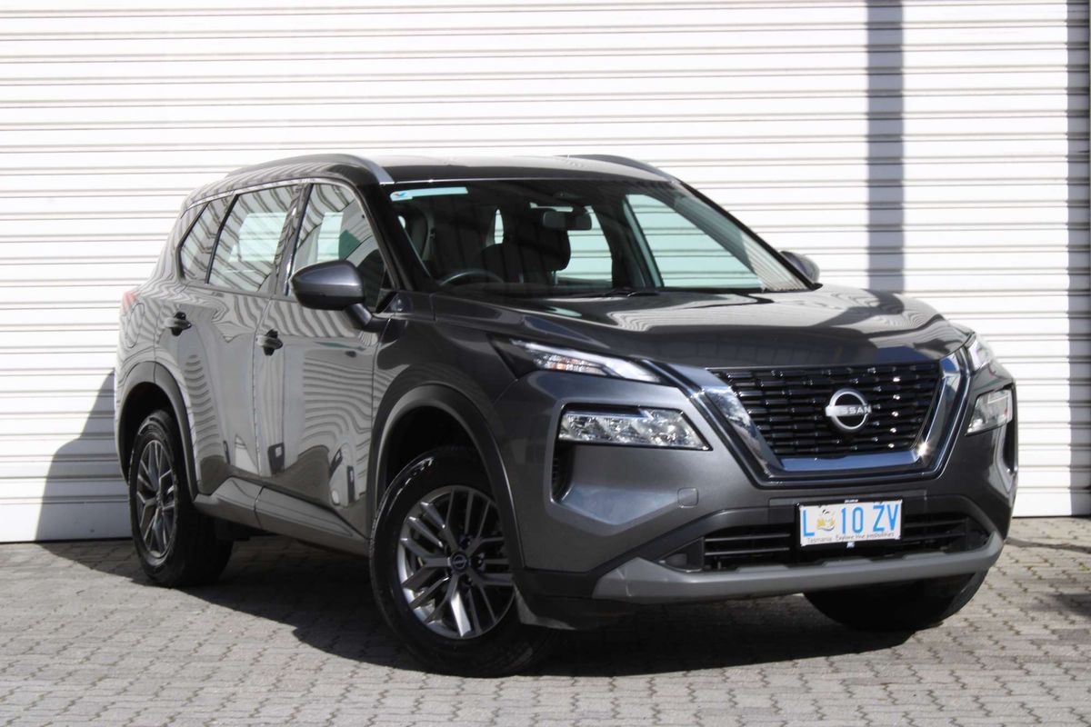 2024 Nissan X-TRAIL ST T33