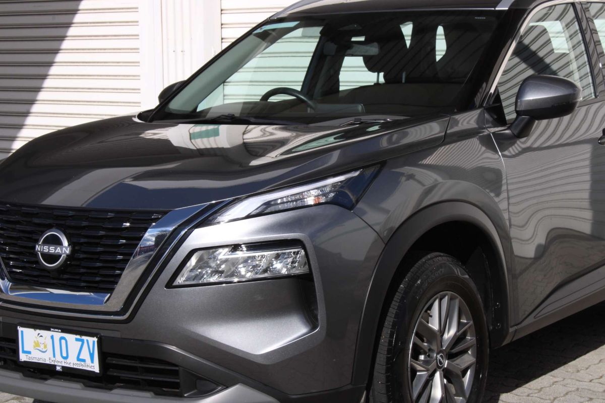 2024 Nissan X-TRAIL ST T33