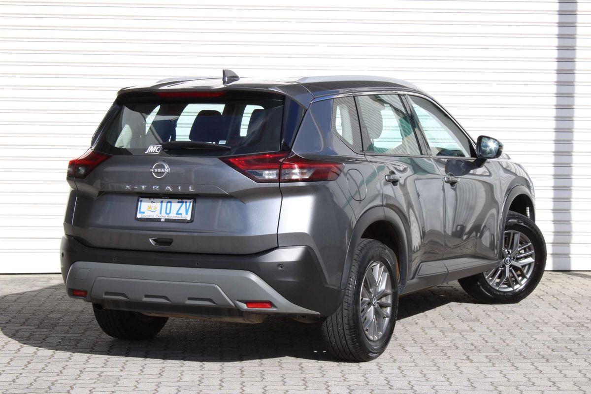2024 Nissan X-TRAIL ST T33