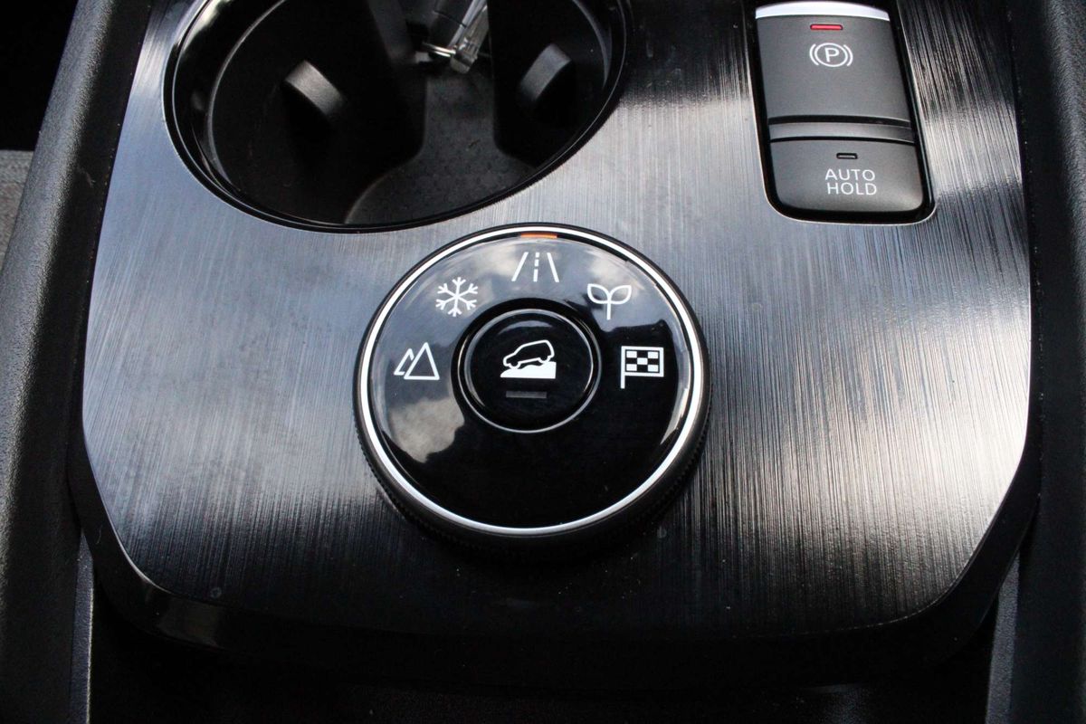 2024 Nissan X-TRAIL ST T33