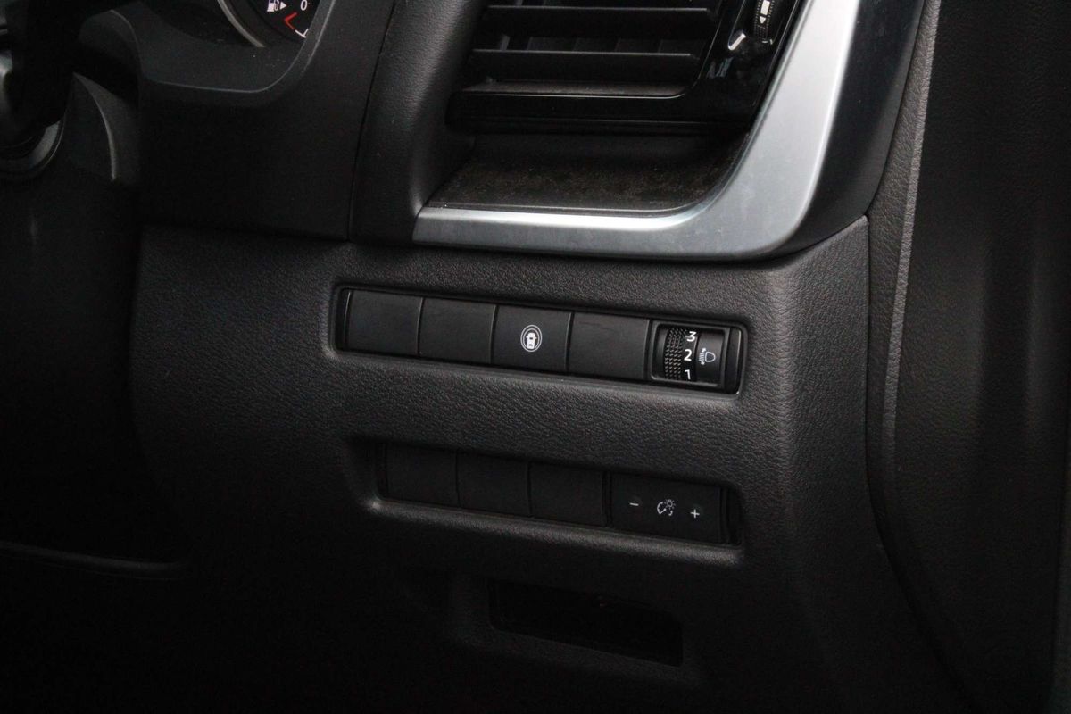 2024 Nissan X-TRAIL ST T33