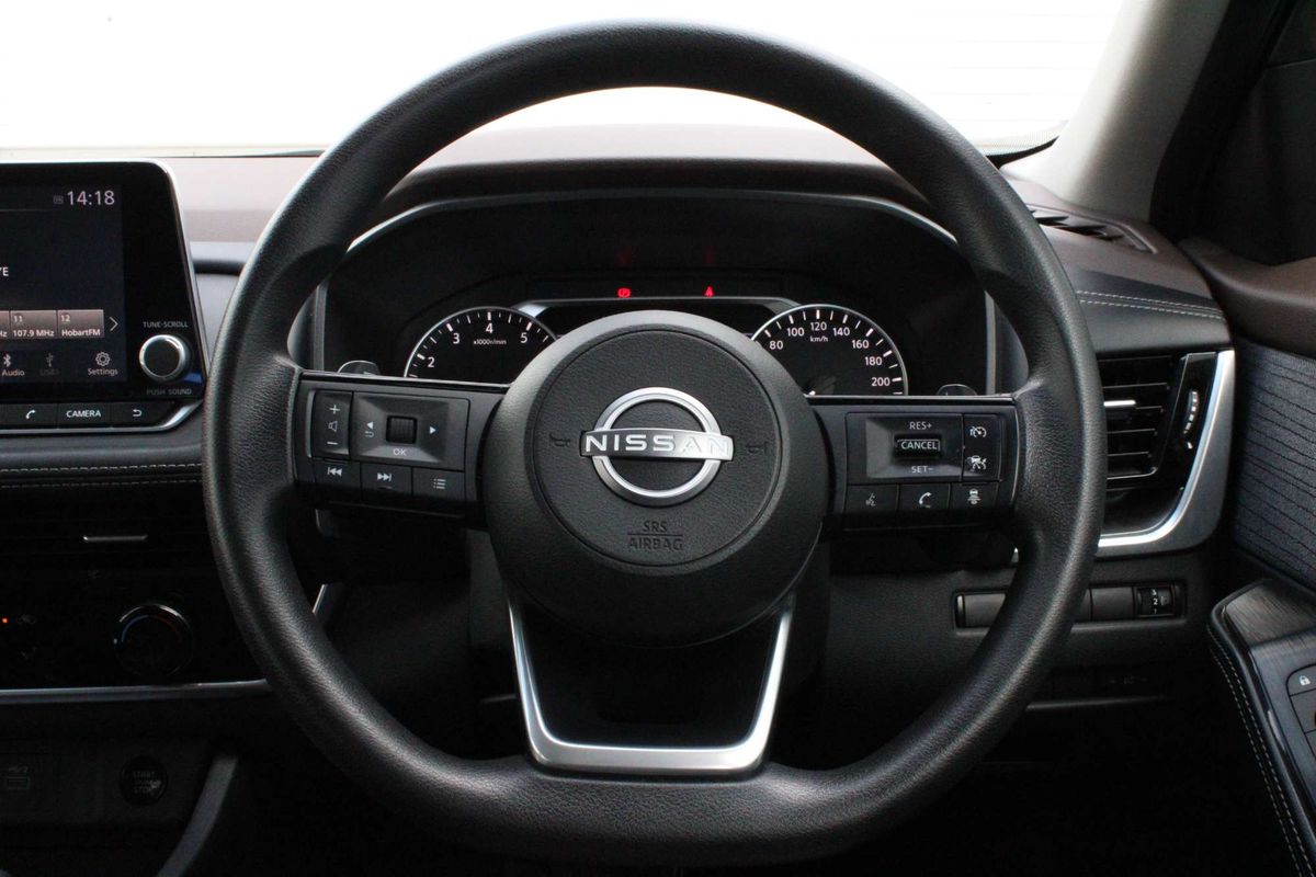 2024 Nissan X-TRAIL ST T33