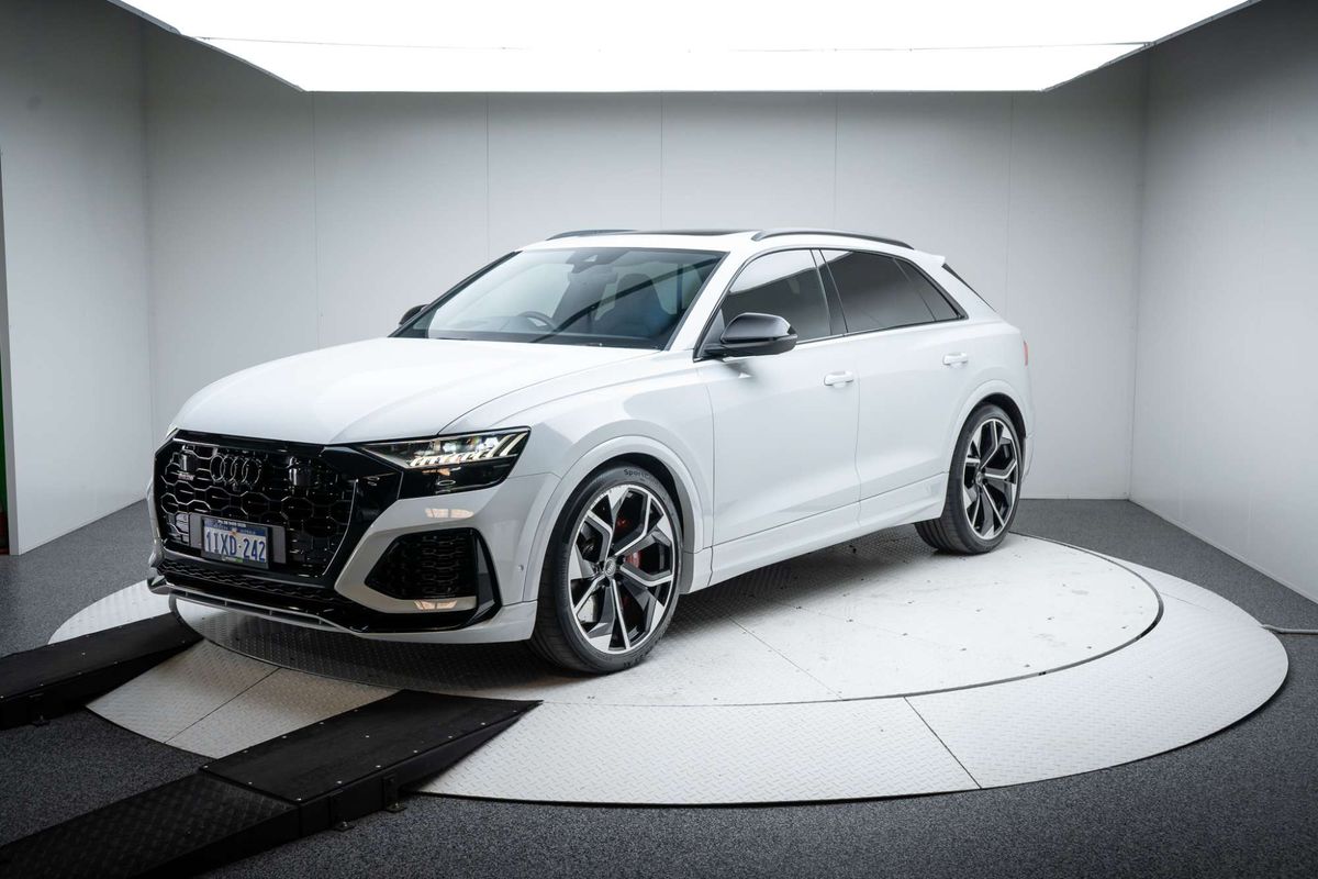 2022 Audi RS Q8 TFSI F1