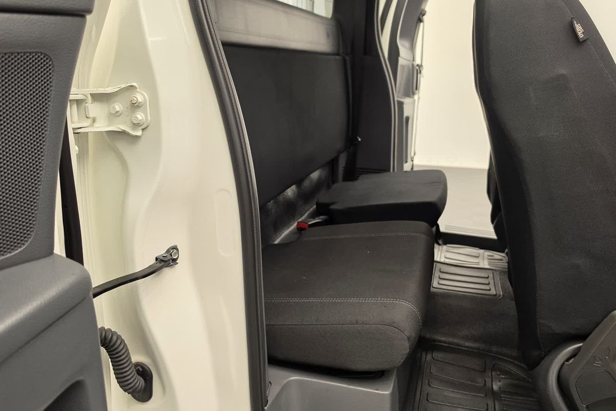 2012 Mazda BT-50 XT Hi-Rider UP Rear Wheel Drive image 15