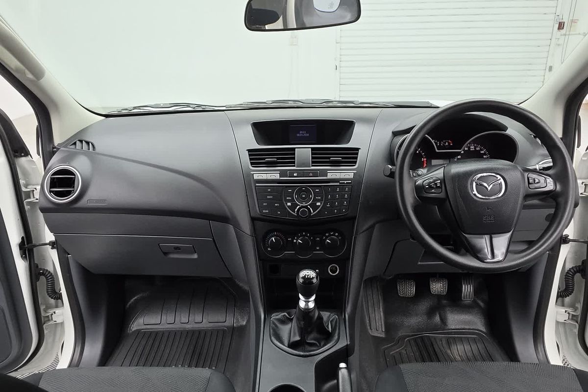 2012 Mazda BT-50 XT Hi-Rider UP Rear Wheel Drive image 16