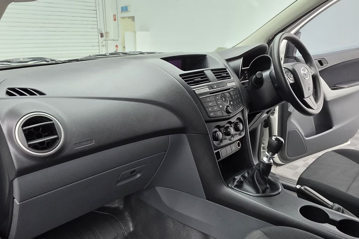 2012 Mazda BT-50 XT Hi-Rider UP Rear Wheel Drive image 26