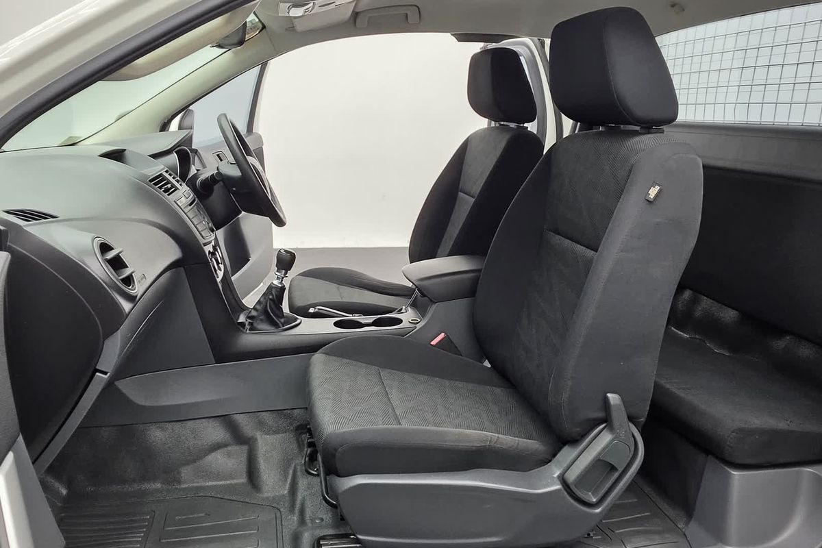 2012 Mazda BT-50 XT Hi-Rider UP Rear Wheel Drive image 27