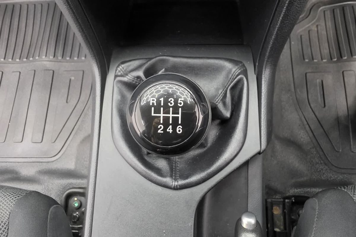 2012 Mazda BT-50 XT Hi-Rider UP Rear Wheel Drive image 30