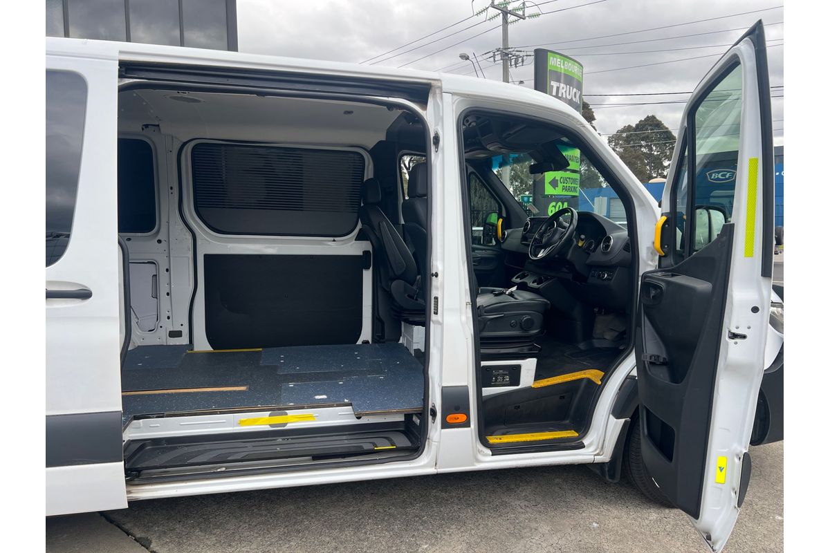 2020 Mercedes-Benz Sprinter 419CDI VS30 MWB Low Roof image 13