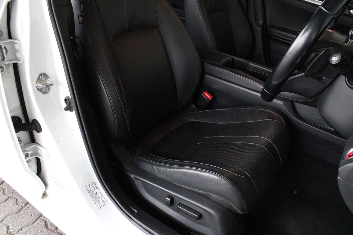 2019 Honda Civic VTi-LX 10th Gen