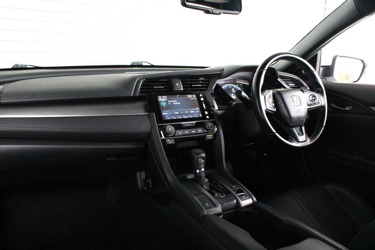 2019 Honda Civic VTi-LX 10th Gen