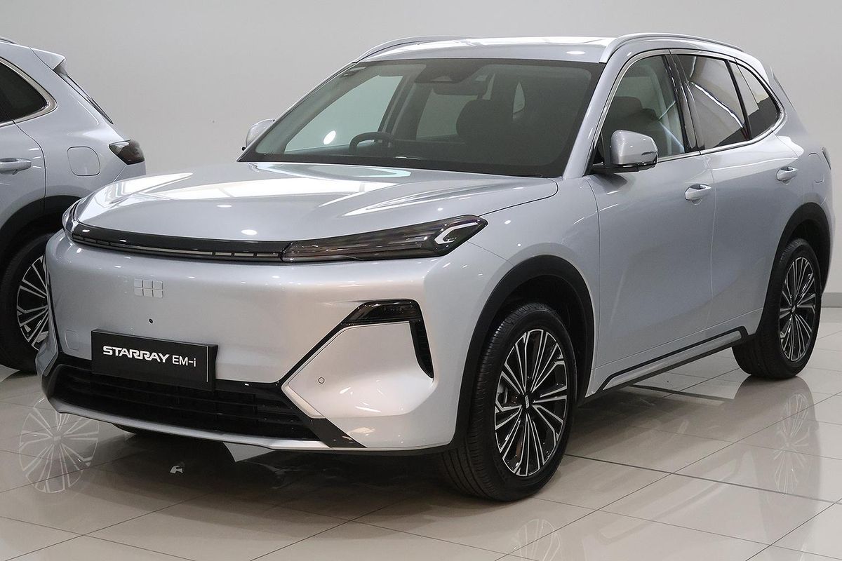 2026 Geely Starray EM-i Inspire P145