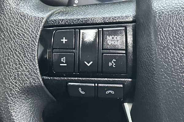 2020 Toyota Hilux Workmate TGN121R Rear Wheel Drive thumb-15