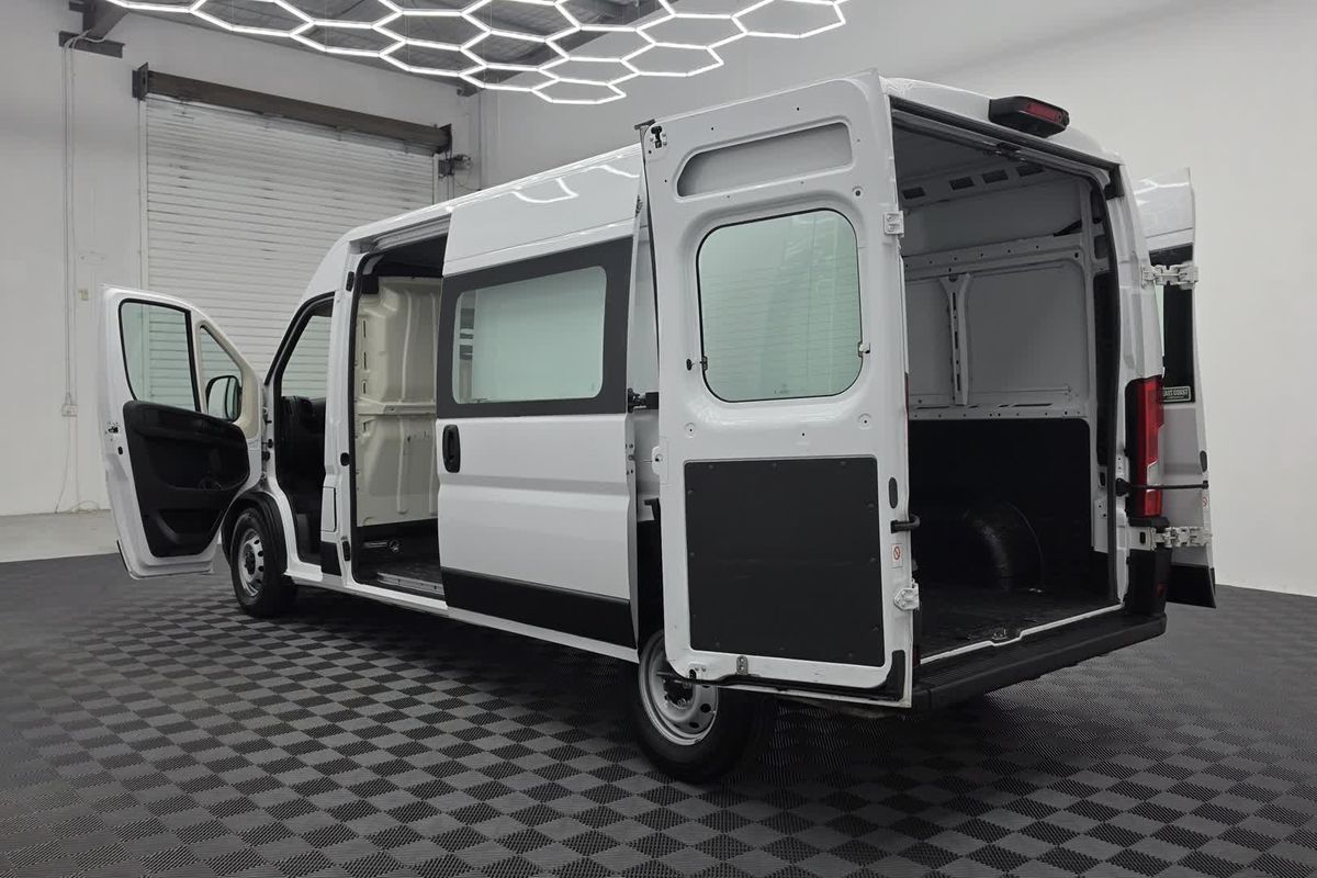 2023 Fiat Ducato Series 8 LWB Mid Roof