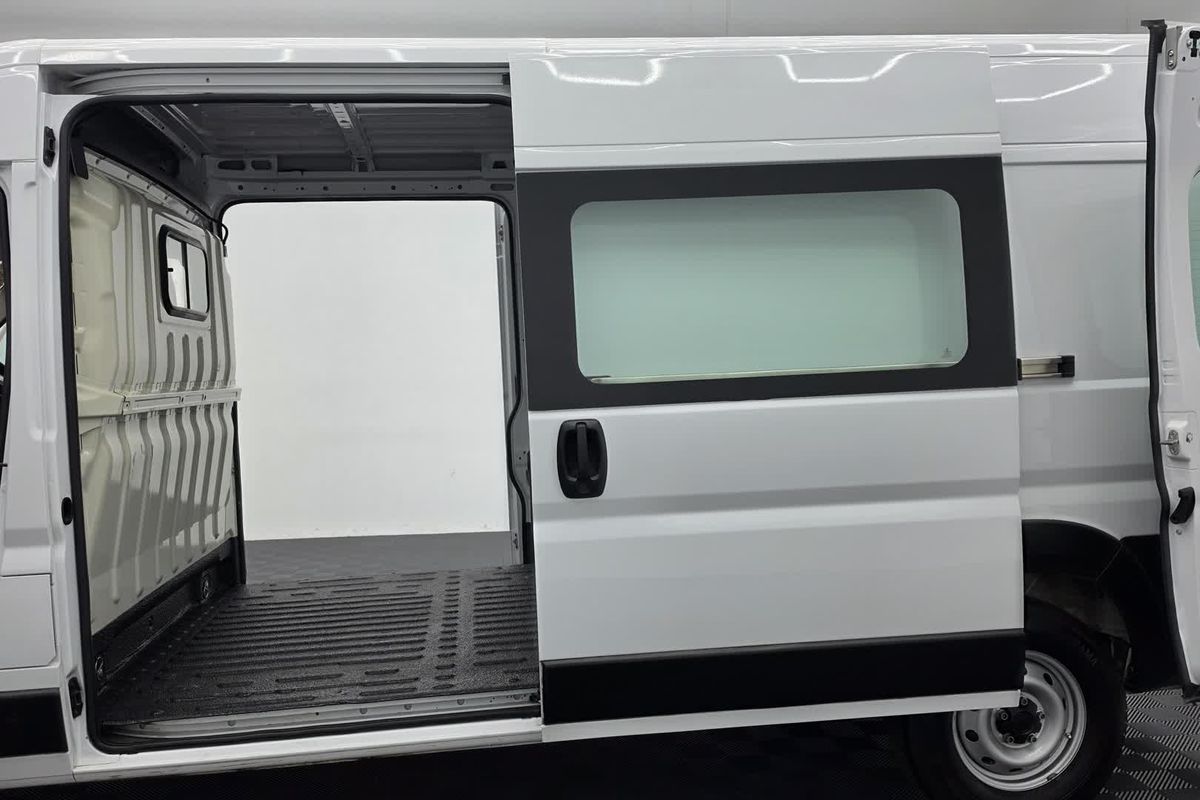 2023 Fiat Ducato Series 8 LWB Mid Roof