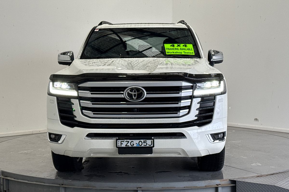 2026 Toyota Landcruiser Sahara ZX FJA300R