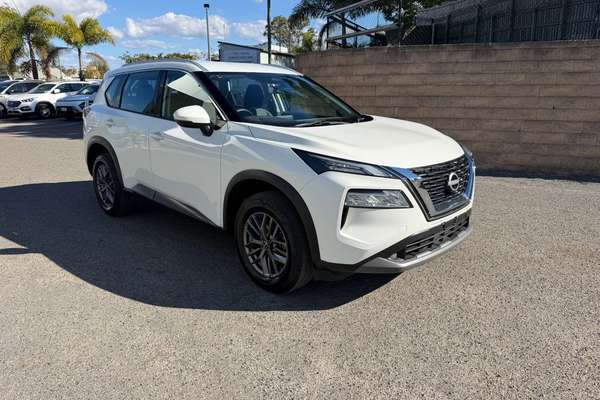 2025 Nissan X-TRAIL ST T33