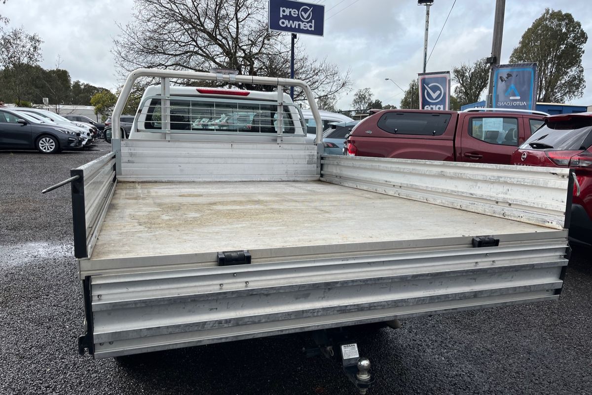 2021 Nissan Navara SL D23 Rear Wheel Drive