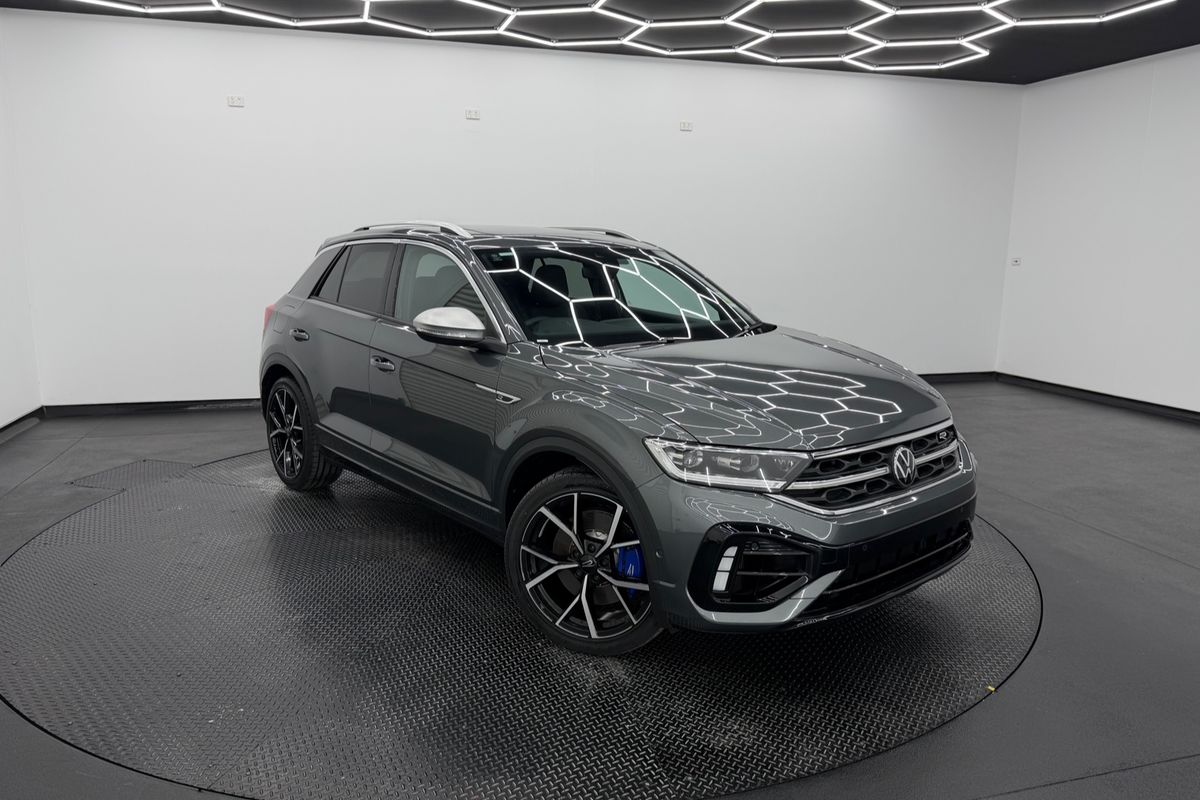 2025 Volkswagen T-Roc R D11