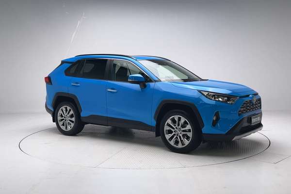 2020 Toyota RAV4 Cruiser MXAA52R thumb-3